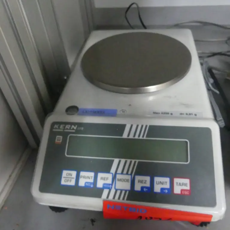 Balance Kern 572