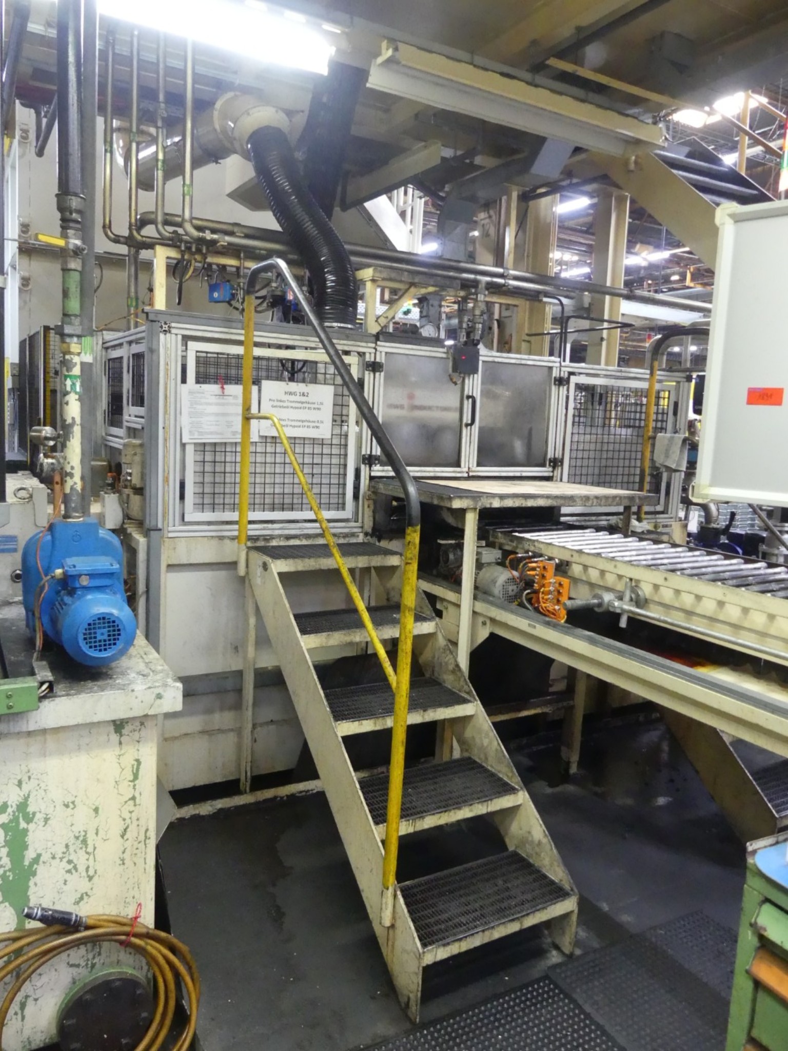 Bearbeitungszentren, metallbearbeitende Maschinen und Produktionslinen aus der Automobilindustrie-2