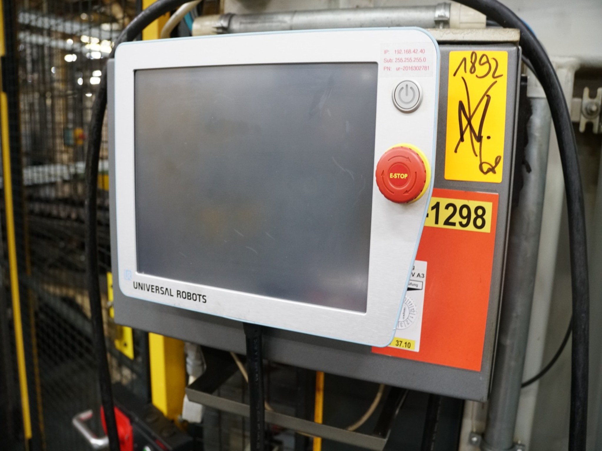 Bearbeitungszentren, metallbearbeitende Maschinen und Produktionslinen aus der Automobilindustrie-7