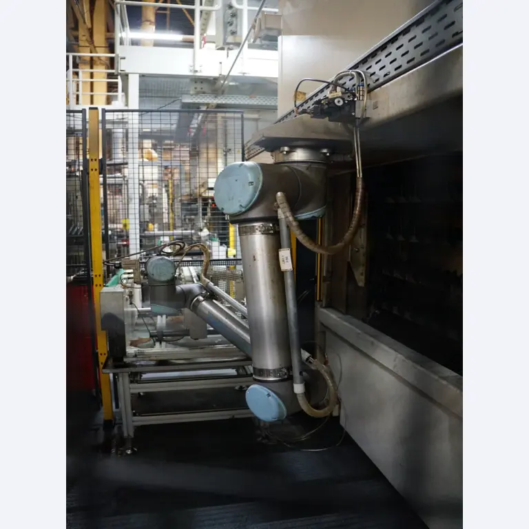 Bearbeitungszentren, metallbearbeitende Maschinen und Produktionslinen aus der Automobilindustrie-8