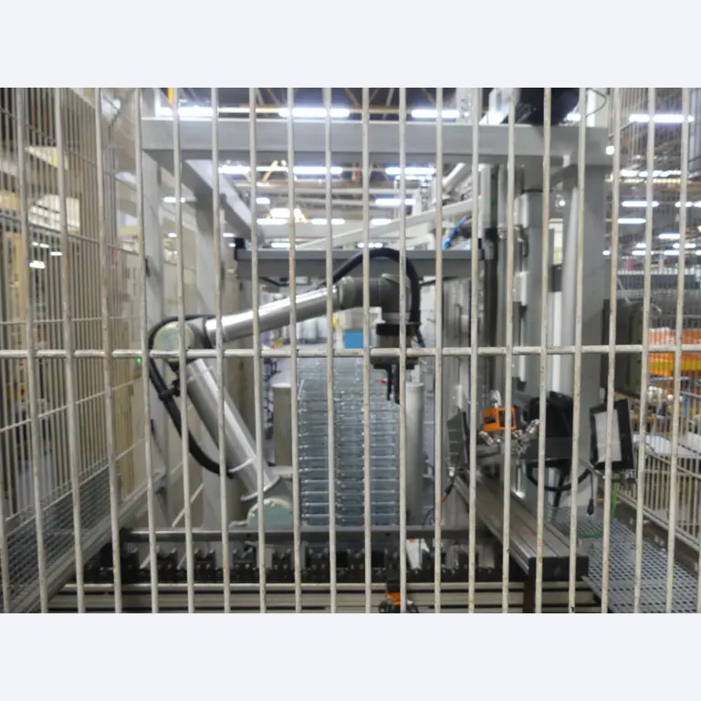 Centra obróbcze, maszyny do obróbki metalu i linie produkcyjne z branży motoryzacyjnej-3