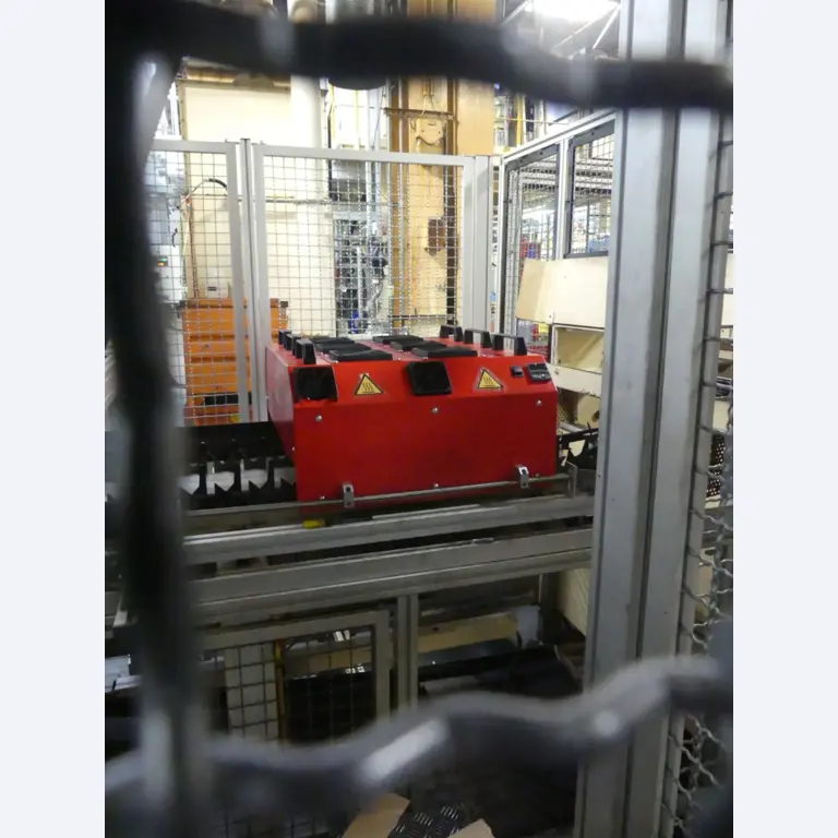 Centros de mecanizado, máquinas para trabajar el metal y líneas de producción de la industria del automóvil-6