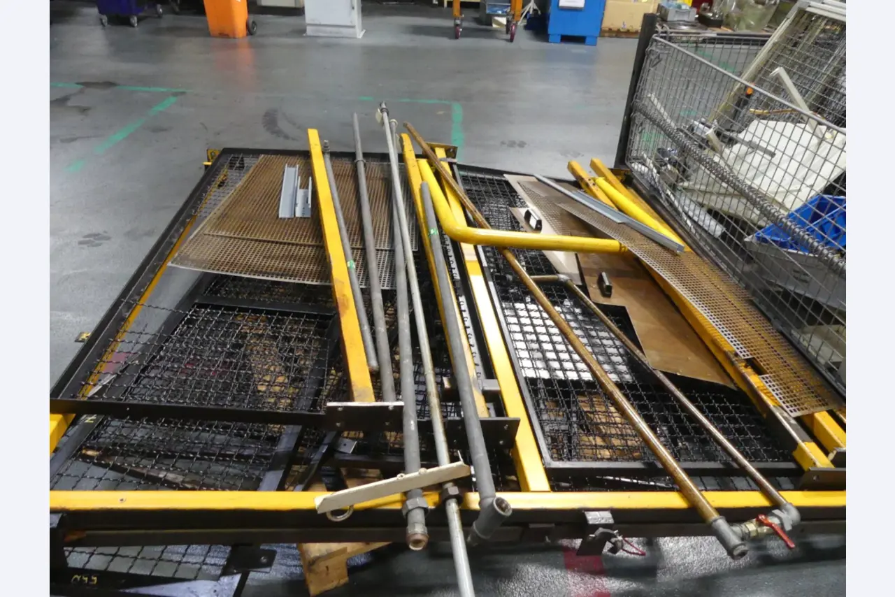 Centra obróbcze, maszyny do obróbki metalu i linie produkcyjne z branży motoryzacyjnej-2
