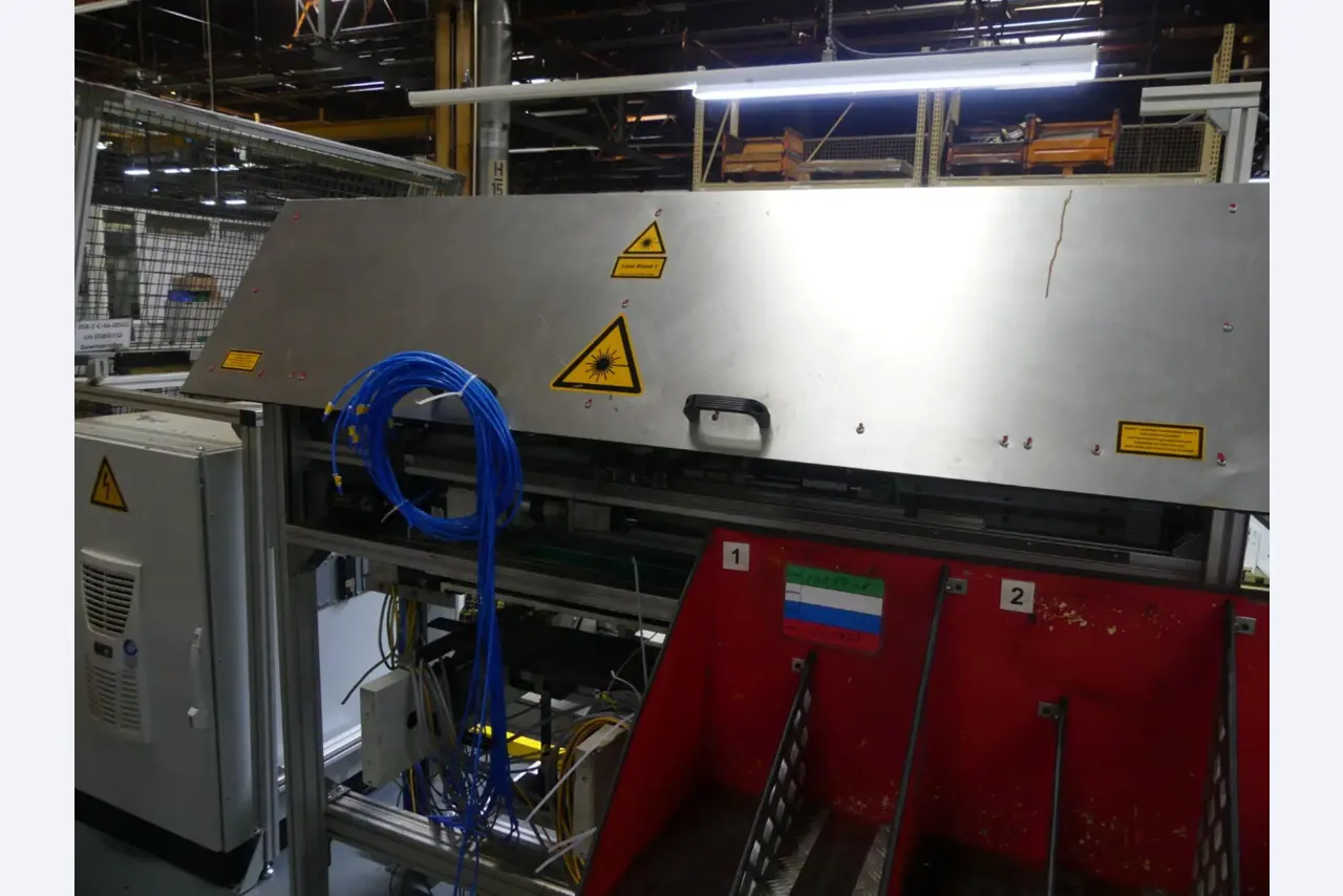 Centra obróbcze, maszyny do obróbki metalu i linie produkcyjne z branży motoryzacyjnej-7