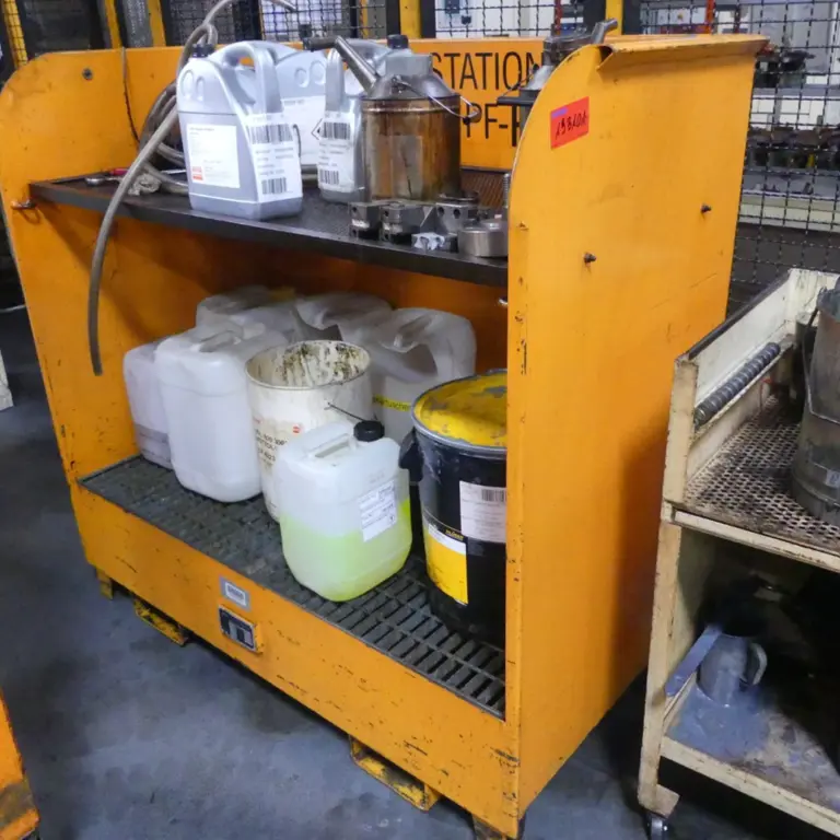 Fluid station