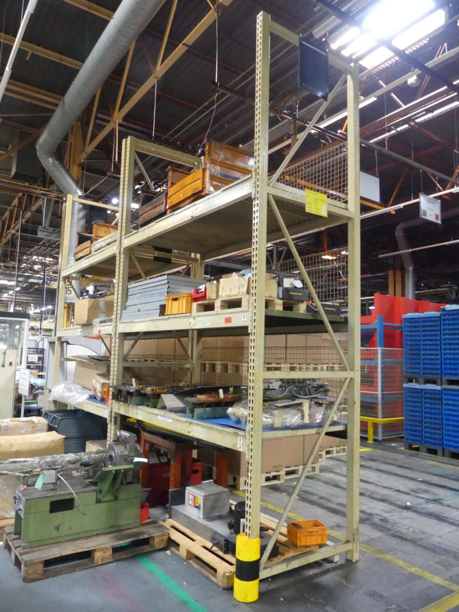 Centros de mecanizado, máquinas para trabajar el metal y líneas de producción de la industria del automóvil-2