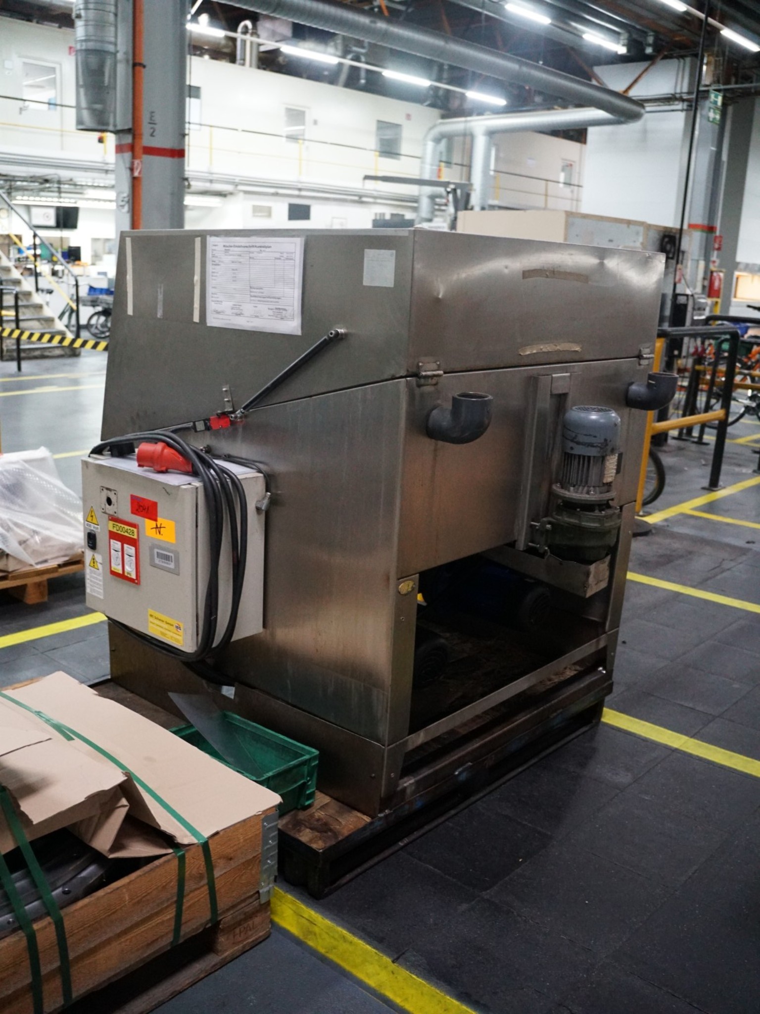 Centros de mecanizado, máquinas para trabajar el metal y líneas de producción de la industria del automóvil-1