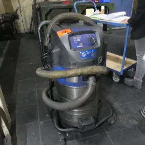 Aspirateur industriel Nilfisk Alto