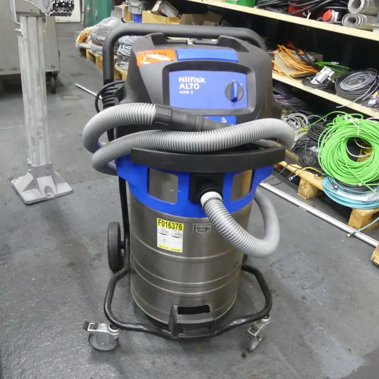 Aspirateur industriel Nilfisk Alto Attix 9