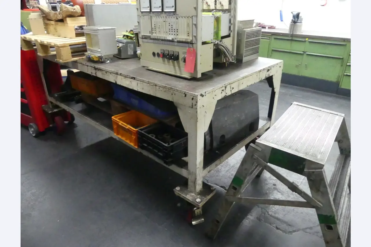 Machines et lignes de production de l'industrie automobile-2