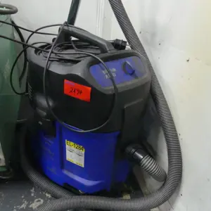 Industrial vacuum cleaner Nilfisk Alto
