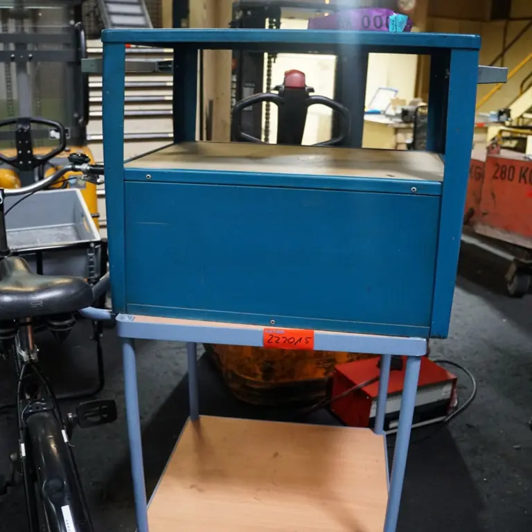 Shelf trolley