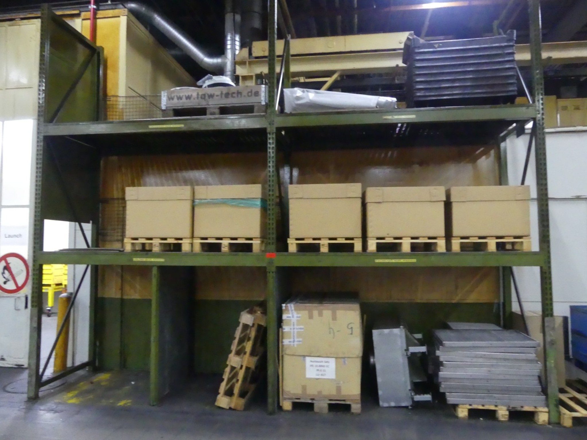 Centros de mecanizado, máquinas para trabajar el metal y líneas de producción de la industria del automóvil-1