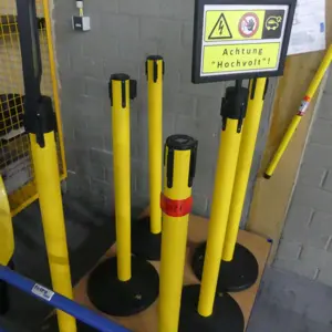 6 Barrier beacon