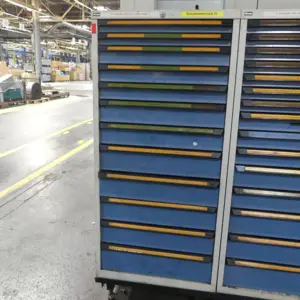 Armoire à tiroirs pour outils Kind