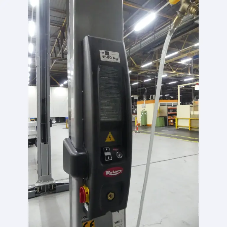 Centros de mecanizado, máquinas para trabajar el metal y líneas de producción de la industria del automóvil-2