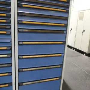 Armoire à tiroirs pour outils Kind