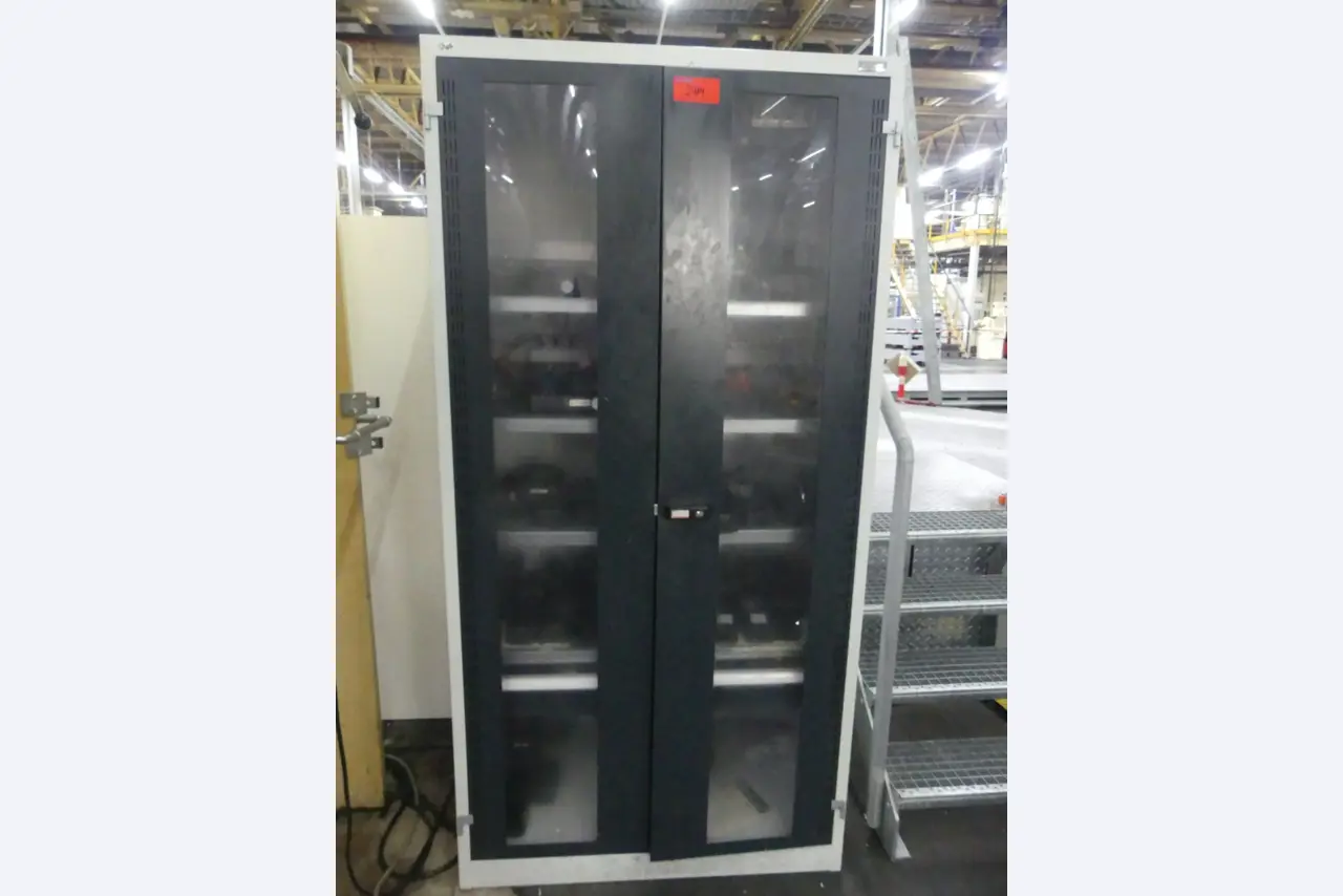 Centros de mecanizado, máquinas para trabajar el metal y líneas de producción de la industria del automóvil-1