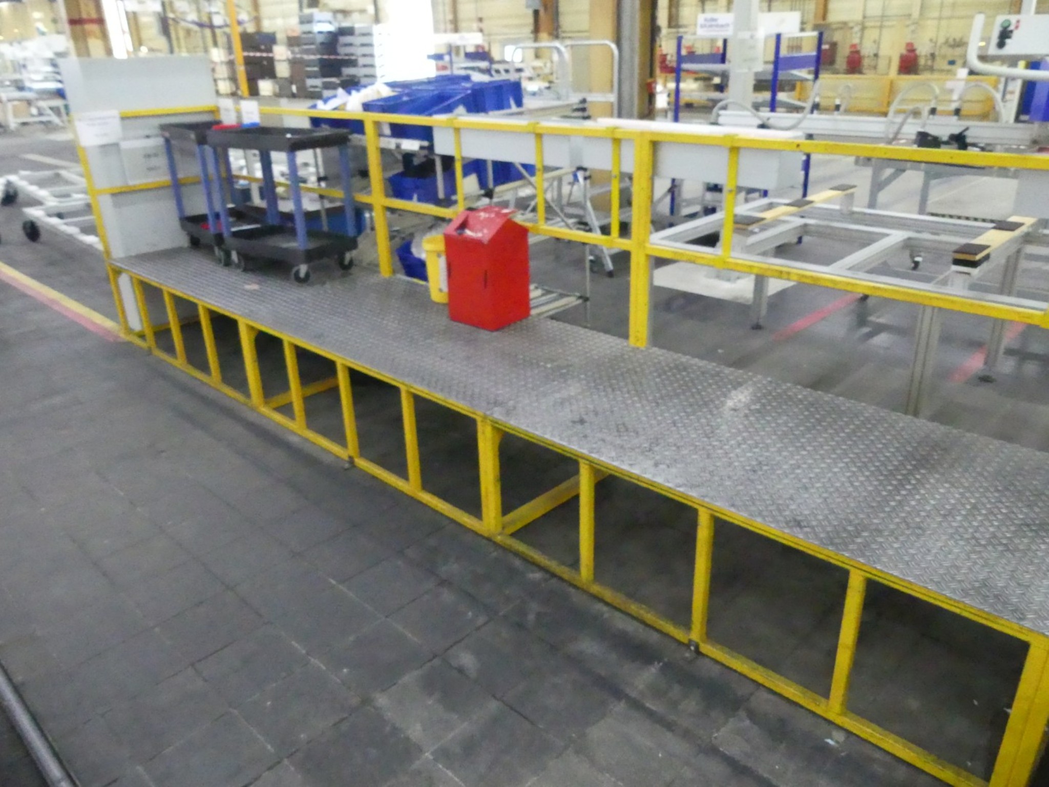 Centros de mecanizado, máquinas para trabajar el metal y líneas de producción de la industria del automóvil-4