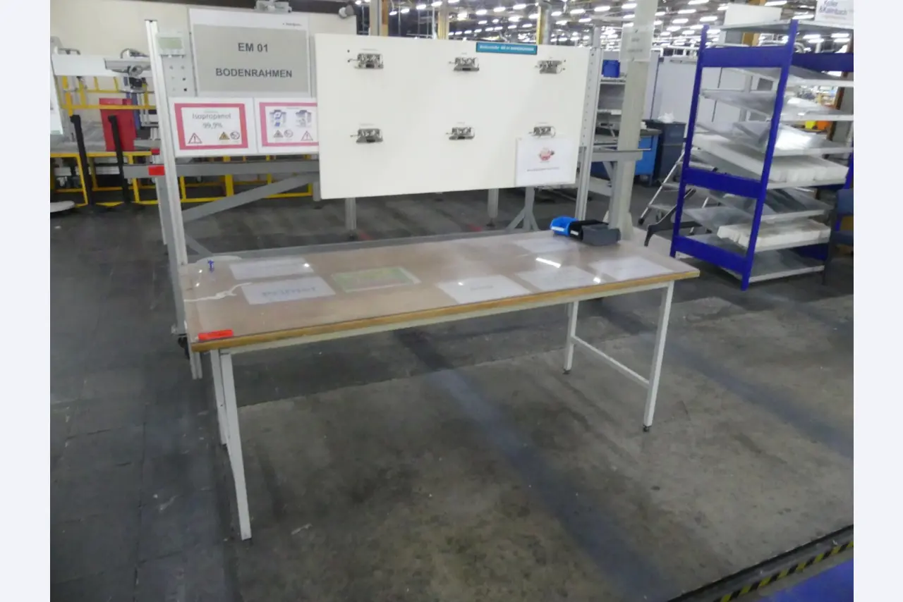 Centros de mecanizado, máquinas para trabajar el metal y líneas de producción de la industria del automóvil-1