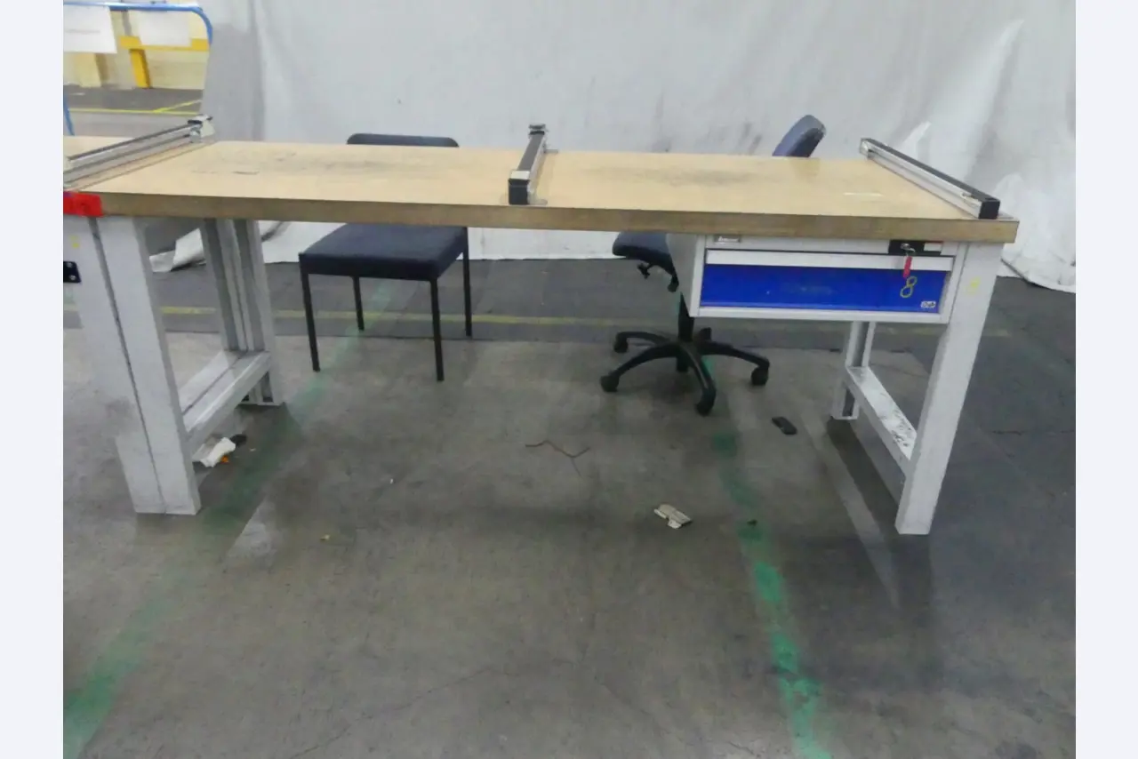 Centra obróbcze, maszyny do obróbki metalu i linie produkcyjne z branży motoryzacyjnej-1