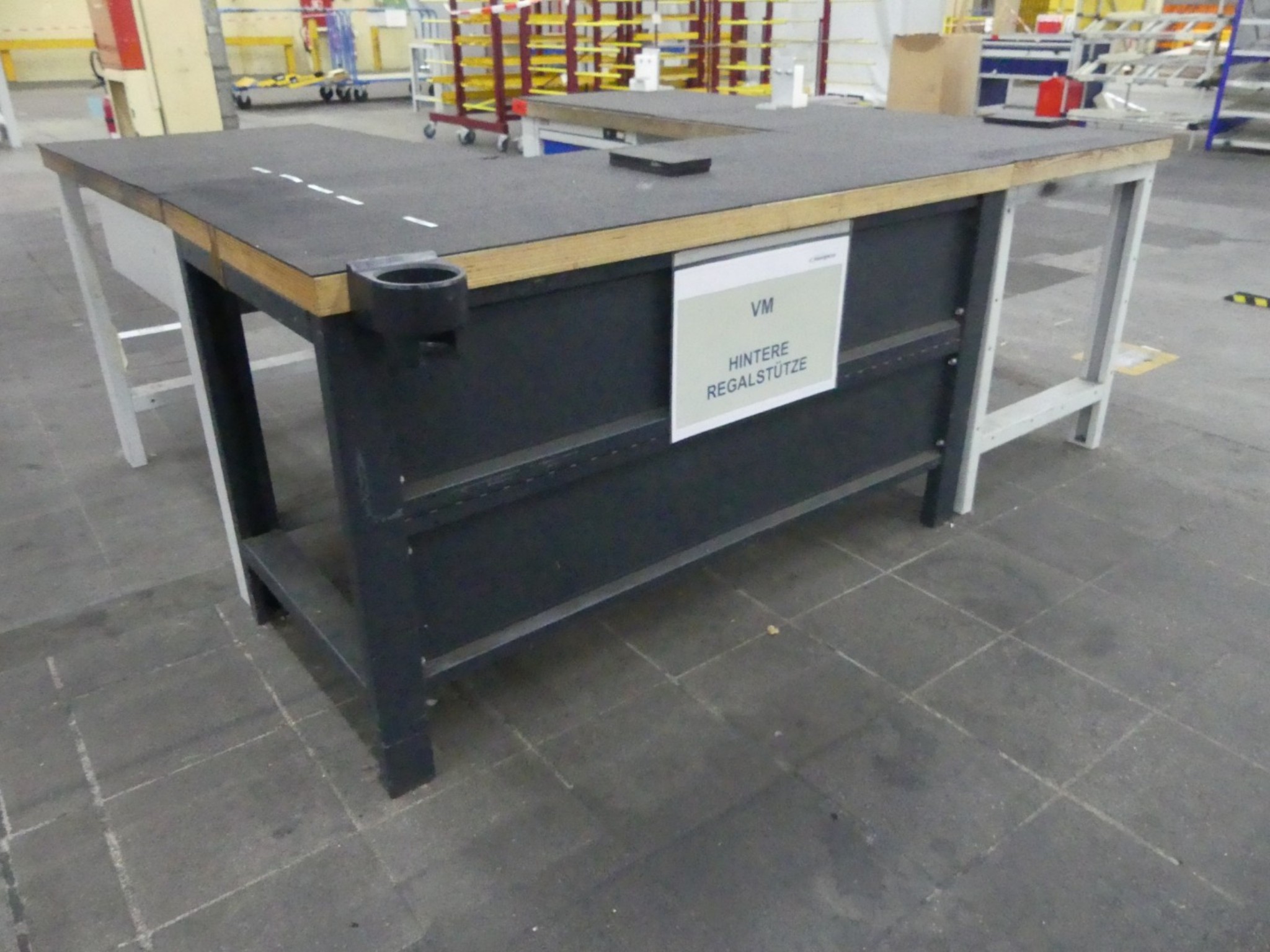 Centra obróbcze, maszyny do obróbki metalu i linie produkcyjne z branży motoryzacyjnej-2