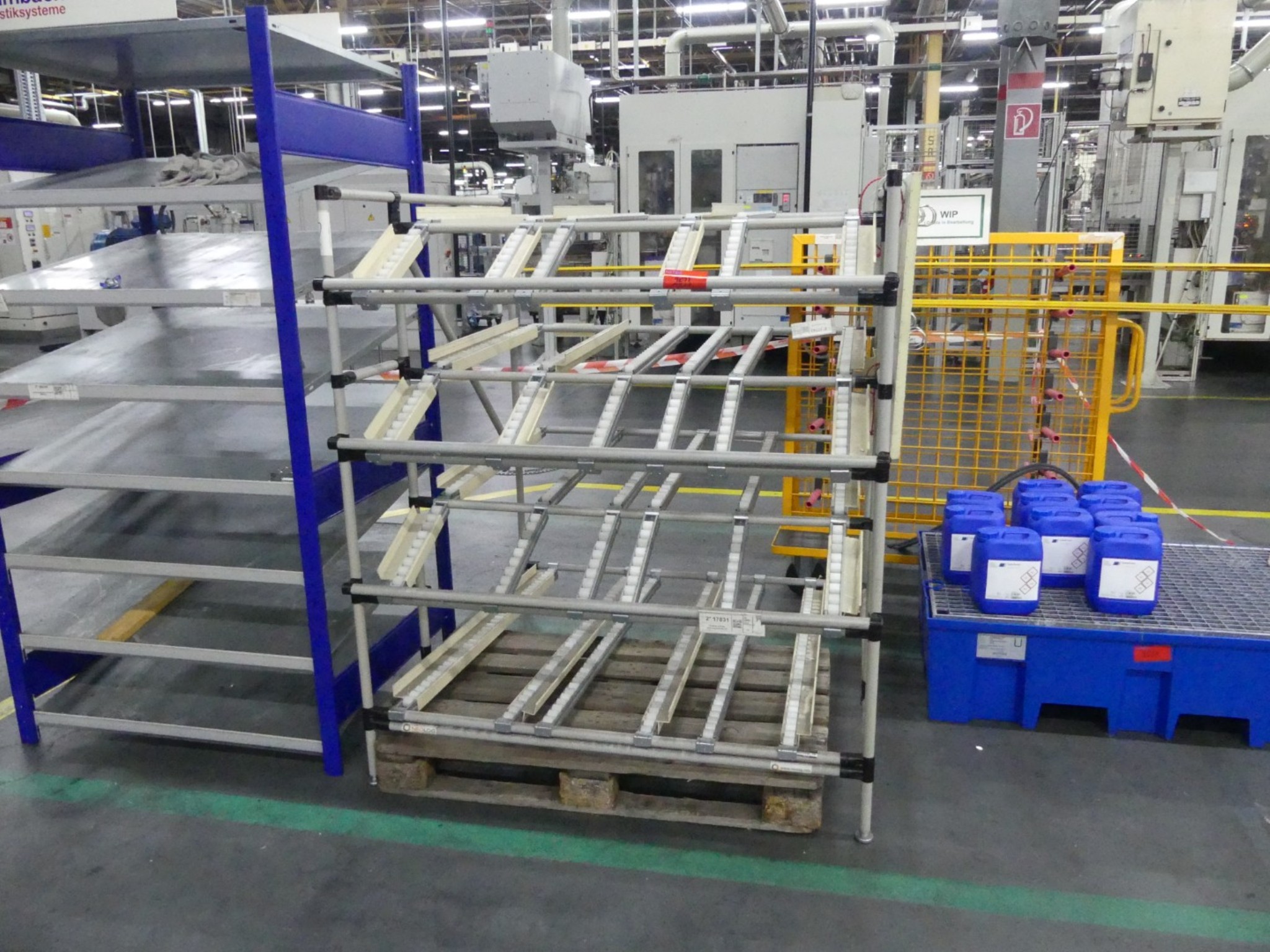 Centra obróbcze, maszyny do obróbki metalu i linie produkcyjne z branży motoryzacyjnej-1