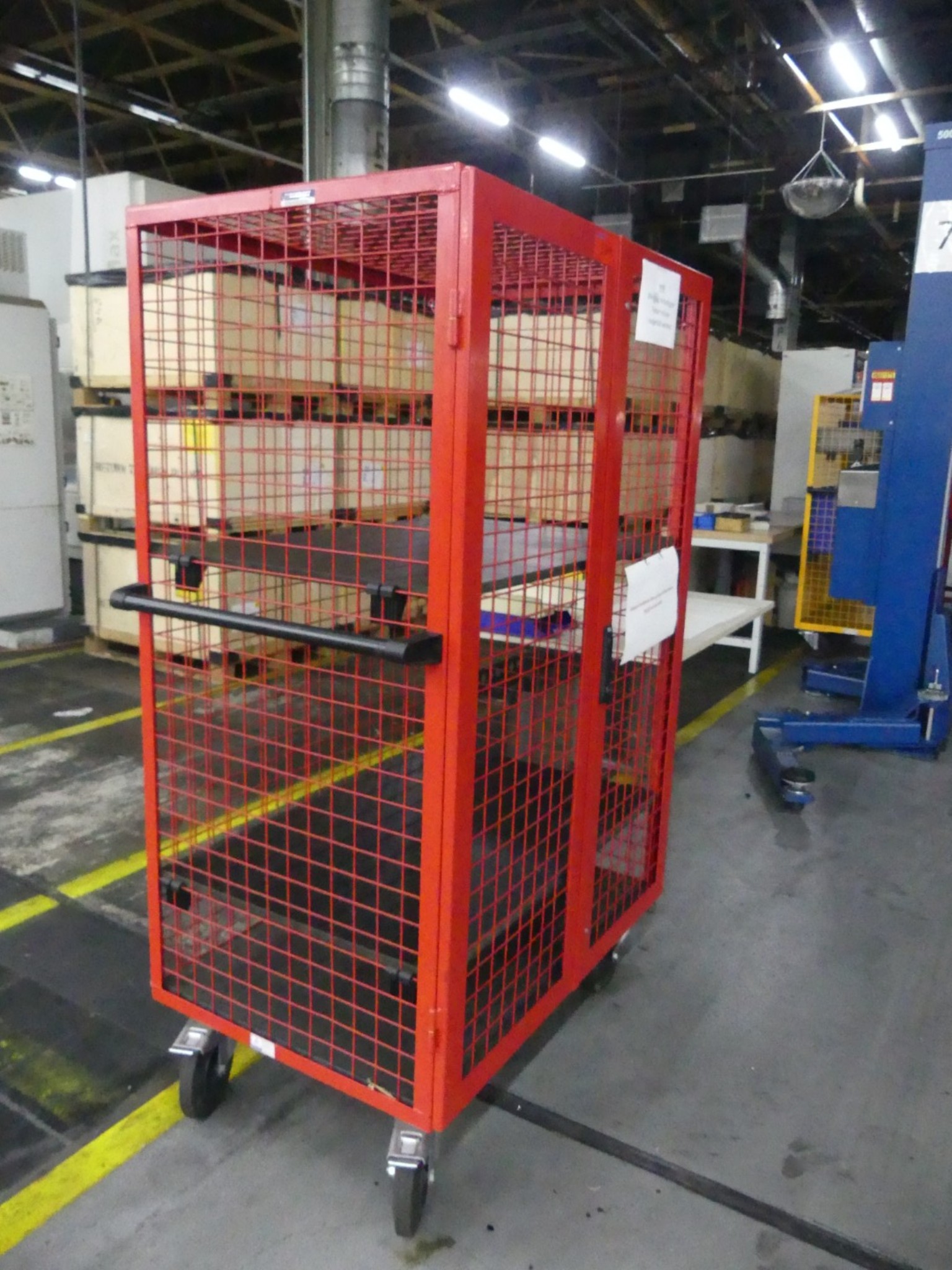 Centra obróbcze, maszyny do obróbki metalu i linie produkcyjne z branży motoryzacyjnej-2
