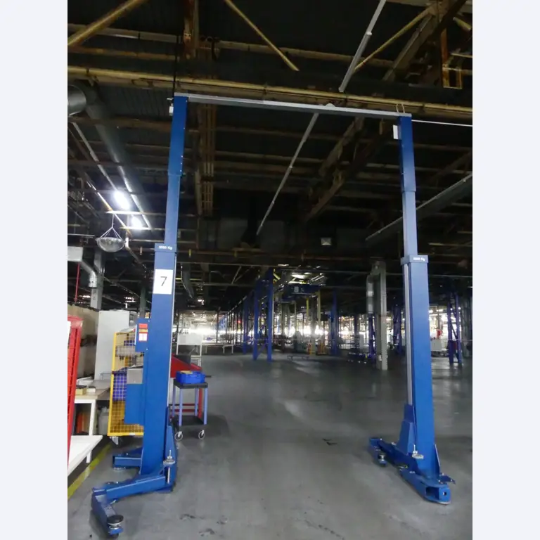 Centra obróbcze, maszyny do obróbki metalu i linie produkcyjne z branży motoryzacyjnej-1