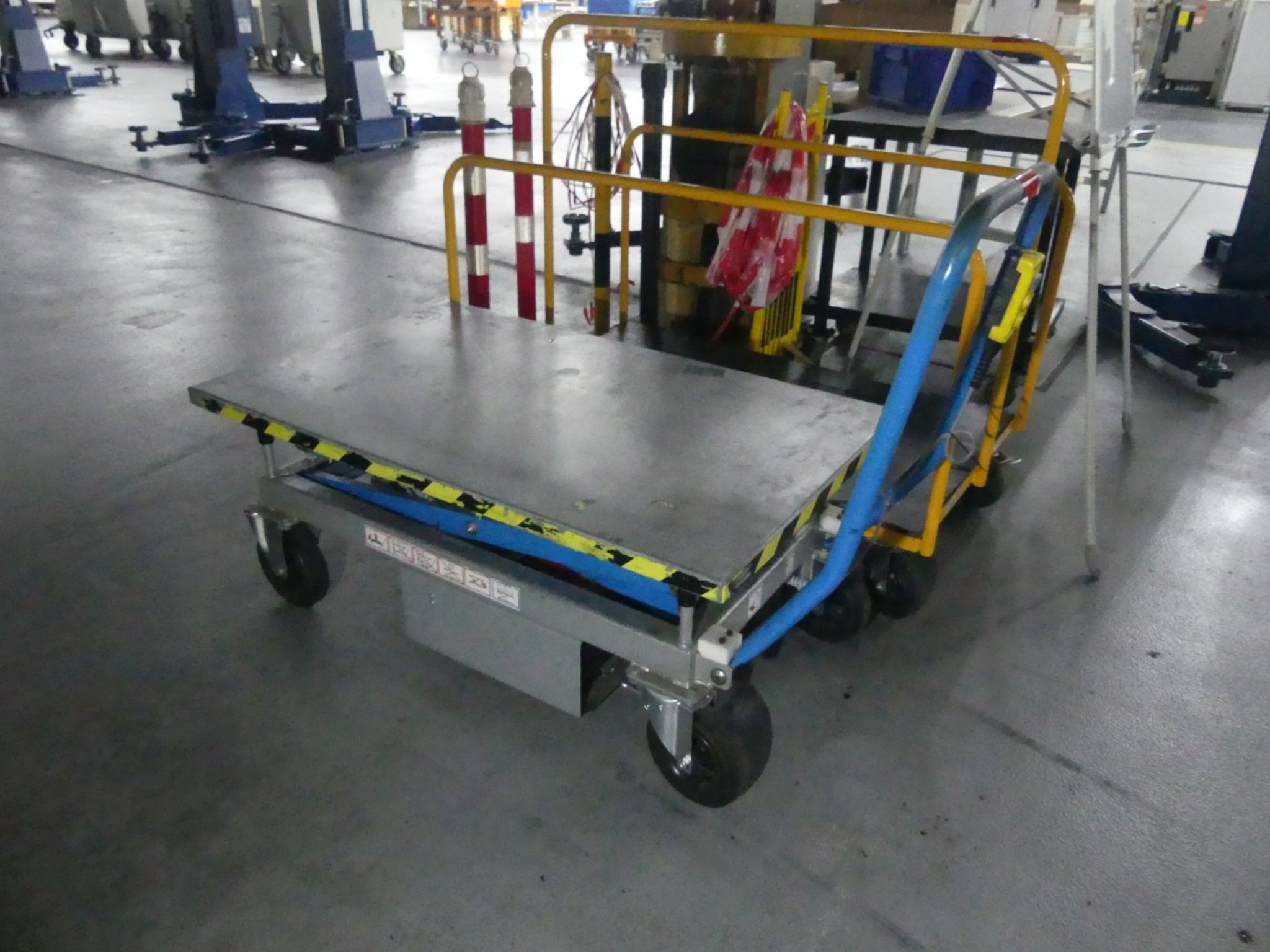 Centra obróbcze, maszyny do obróbki metalu i linie produkcyjne z branży motoryzacyjnej-1