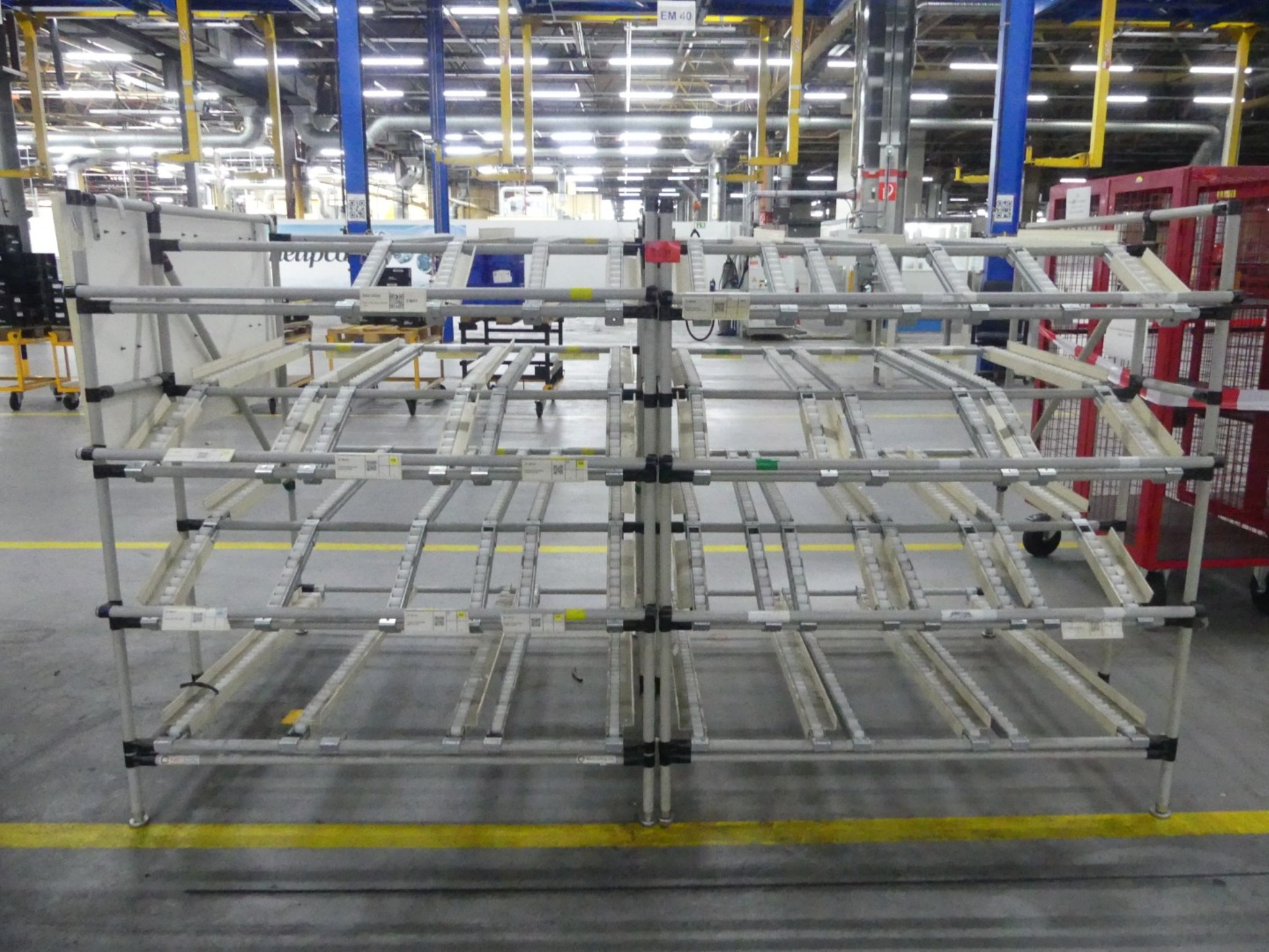 Centra obróbcze, maszyny do obróbki metalu i linie produkcyjne z branży motoryzacyjnej-1
