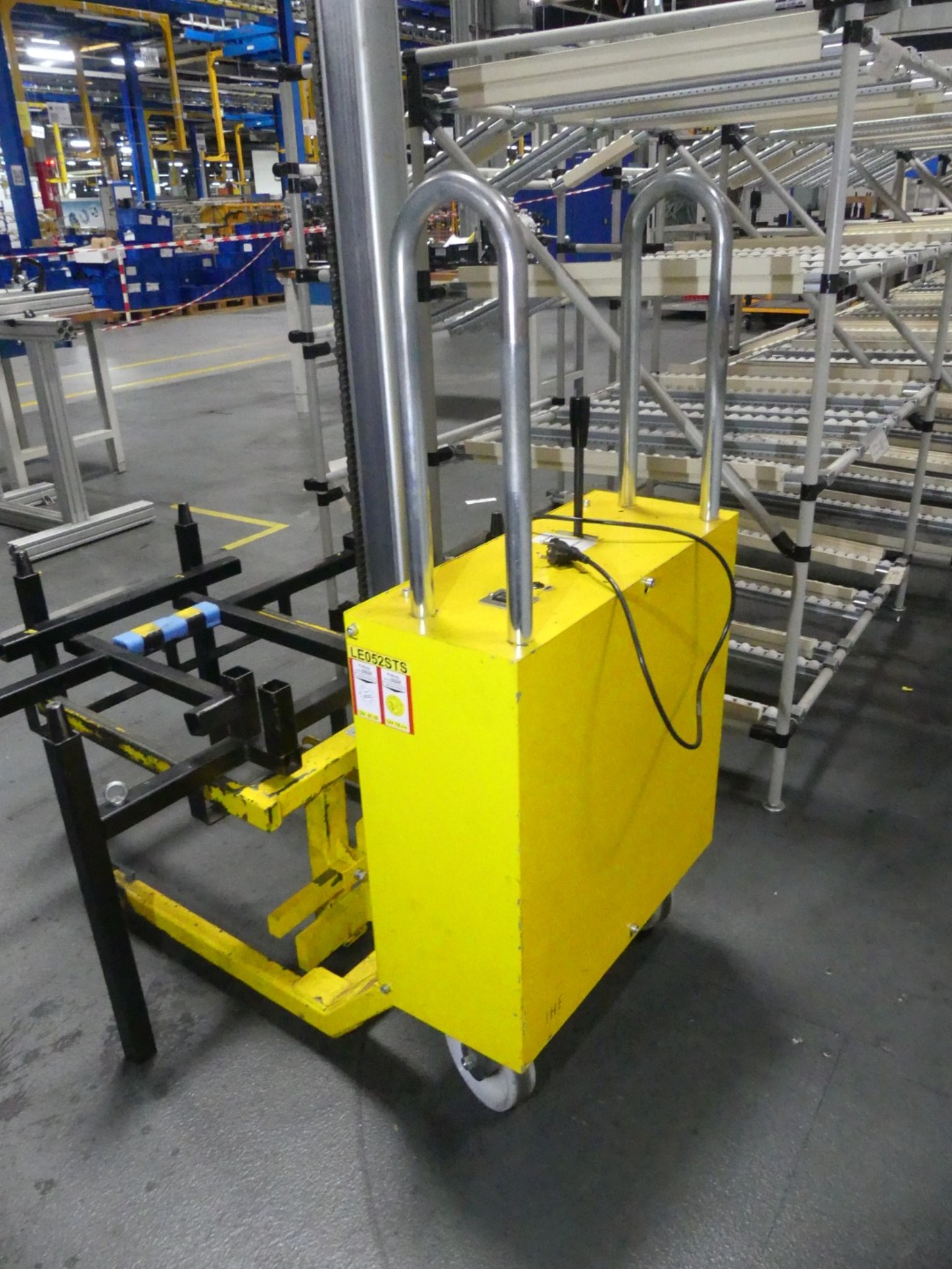 Centra obróbcze, maszyny do obróbki metalu i linie produkcyjne z branży motoryzacyjnej-2