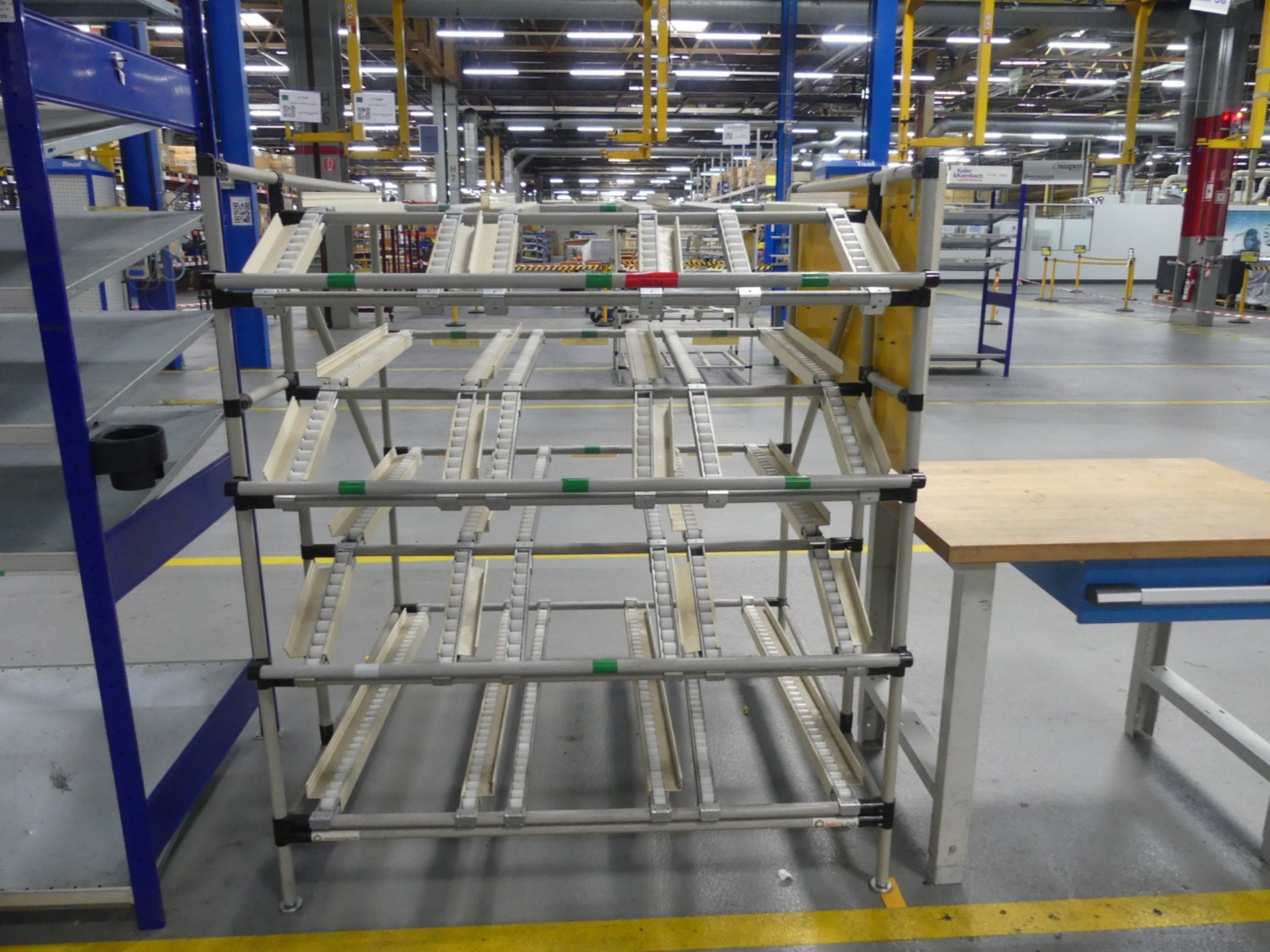 Centra obróbcze, maszyny do obróbki metalu i linie produkcyjne z branży motoryzacyjnej-1