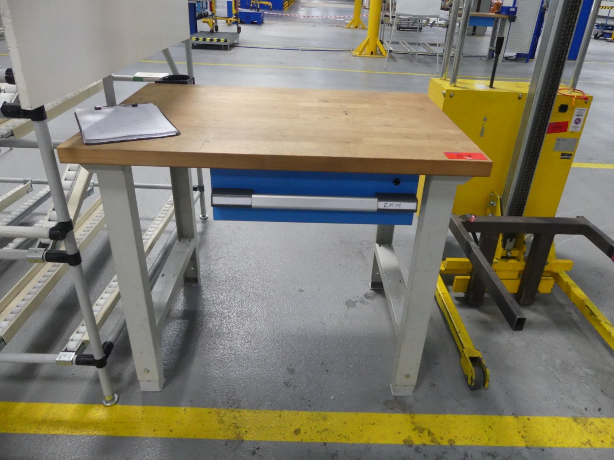 Centra obróbcze, maszyny do obróbki metalu i linie produkcyjne z branży motoryzacyjnej-1