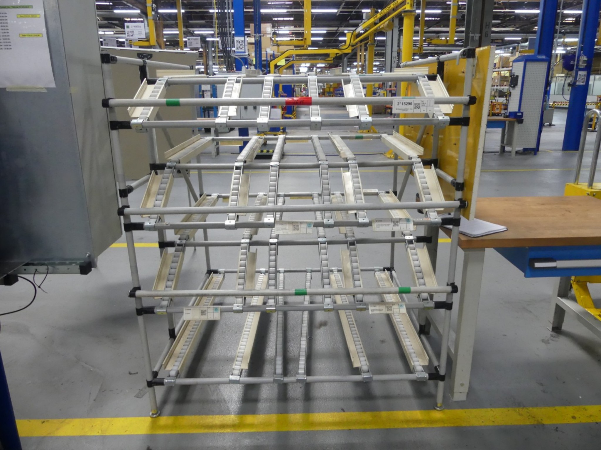Centra obróbcze, maszyny do obróbki metalu i linie produkcyjne z branży motoryzacyjnej-1