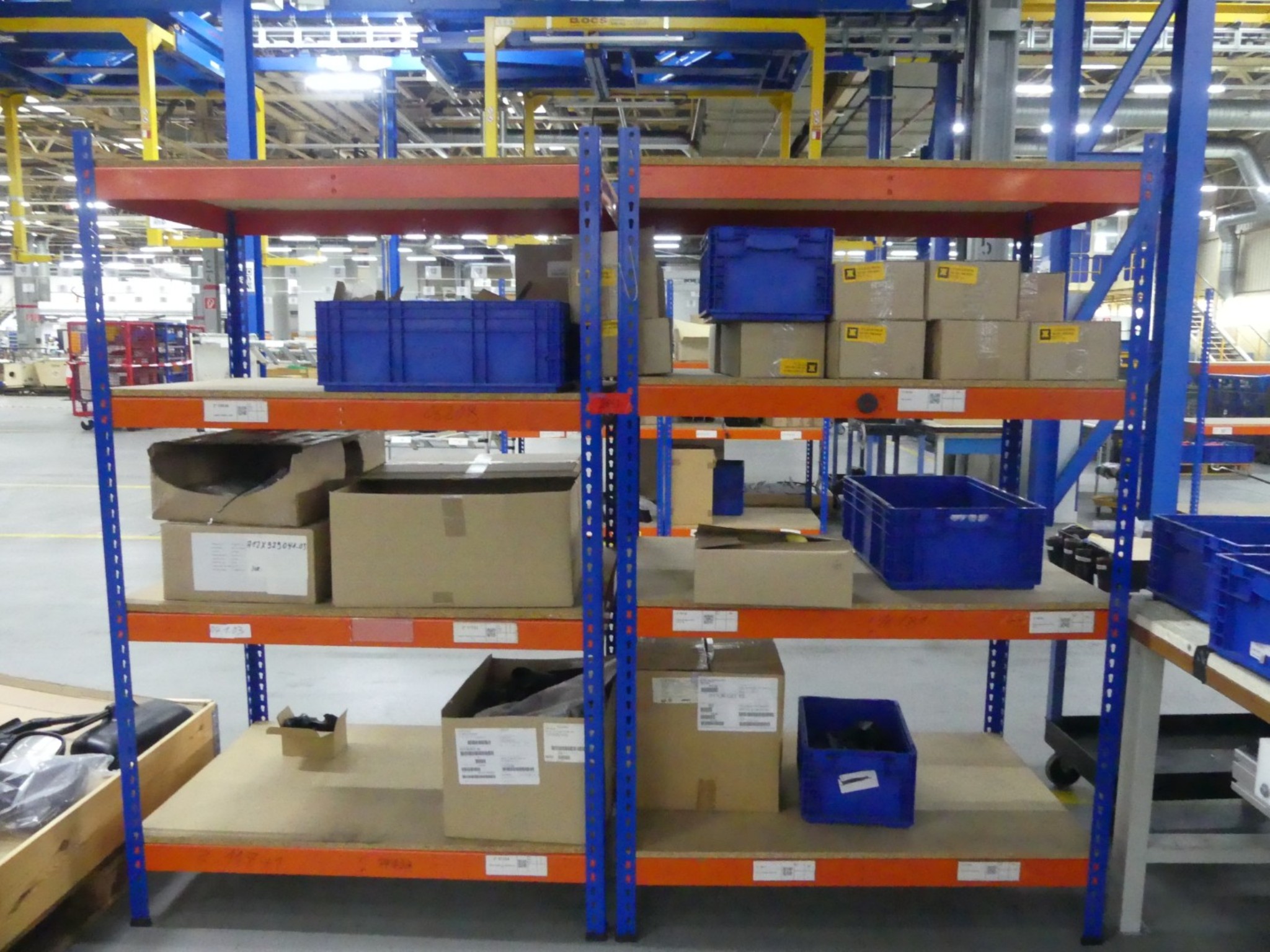 Centra obróbcze, maszyny do obróbki metalu i linie produkcyjne z branży motoryzacyjnej-1