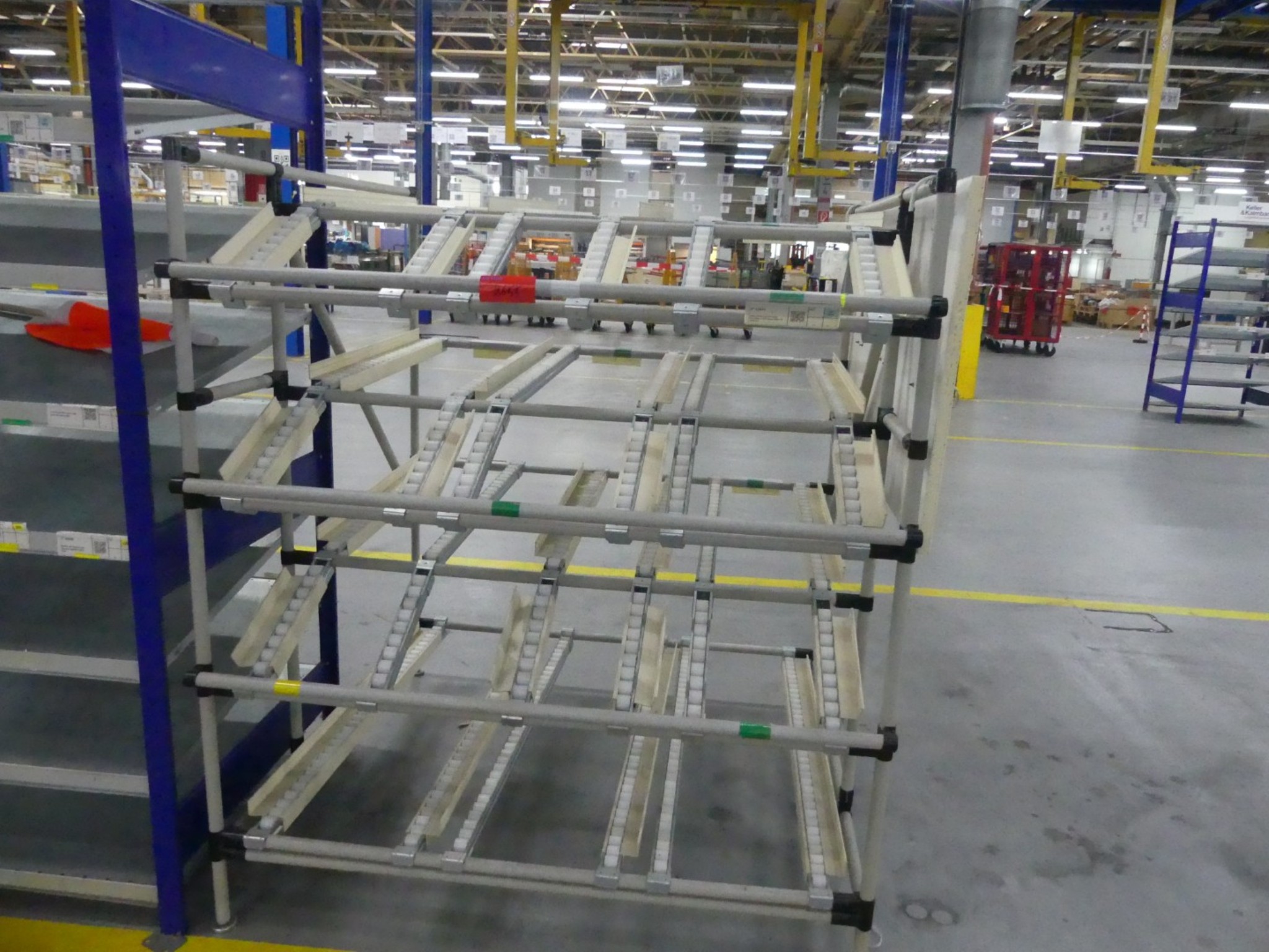 Centra obróbcze, maszyny do obróbki metalu i linie produkcyjne z branży motoryzacyjnej-1