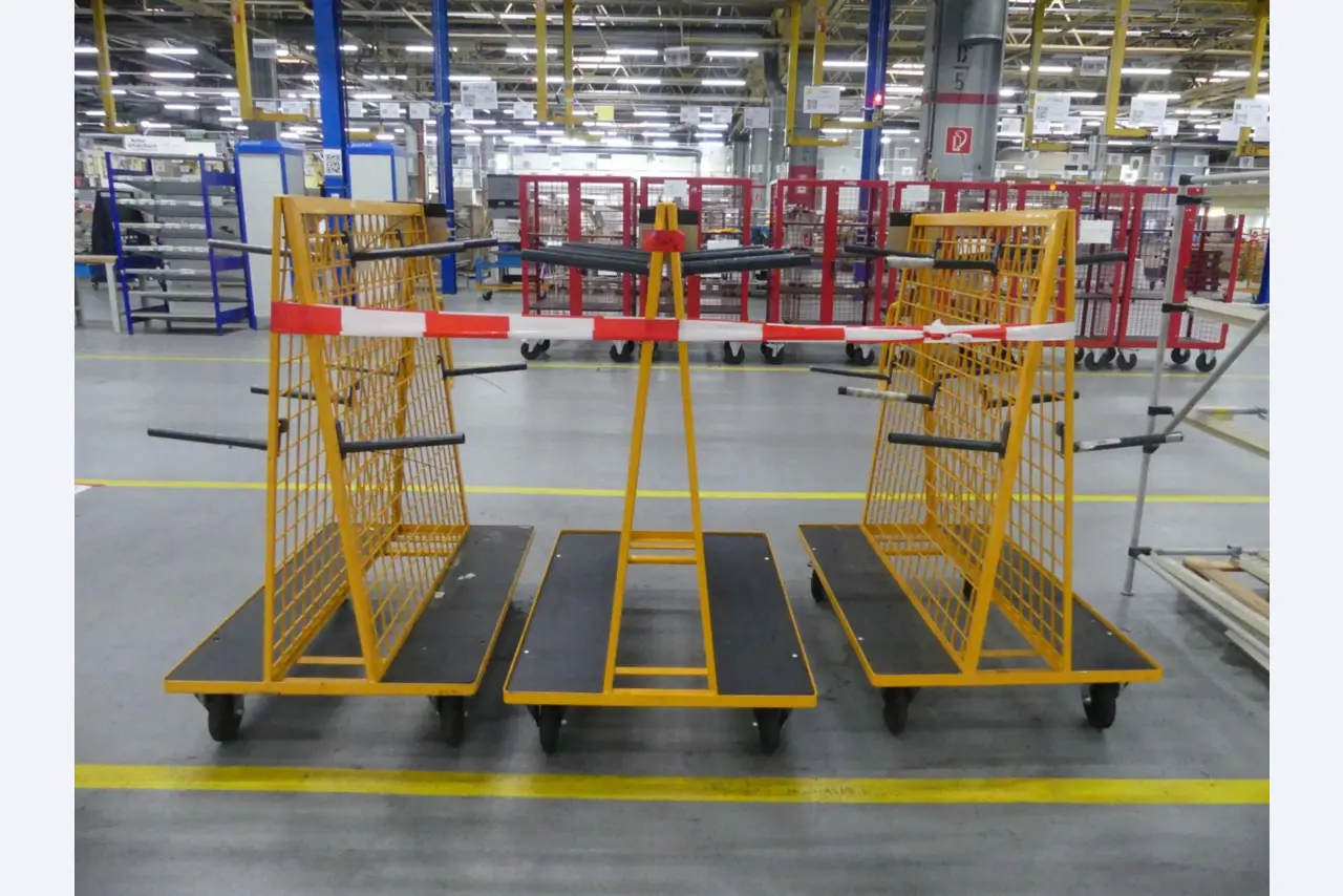 Centra obróbcze, maszyny do obróbki metalu i linie produkcyjne z branży motoryzacyjnej-1