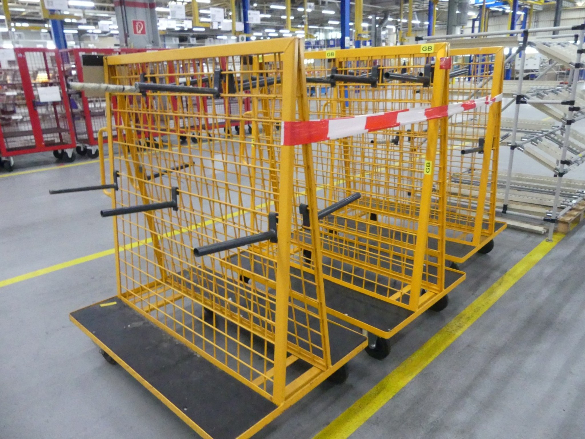 Centra obróbcze, maszyny do obróbki metalu i linie produkcyjne z branży motoryzacyjnej-2