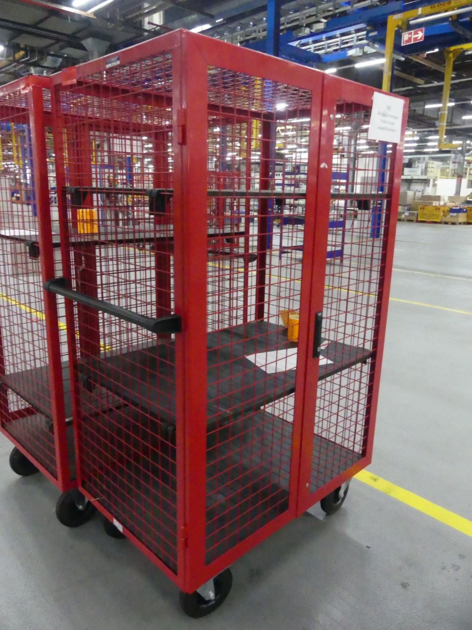 Centra obróbcze, maszyny do obróbki metalu i linie produkcyjne z branży motoryzacyjnej-1