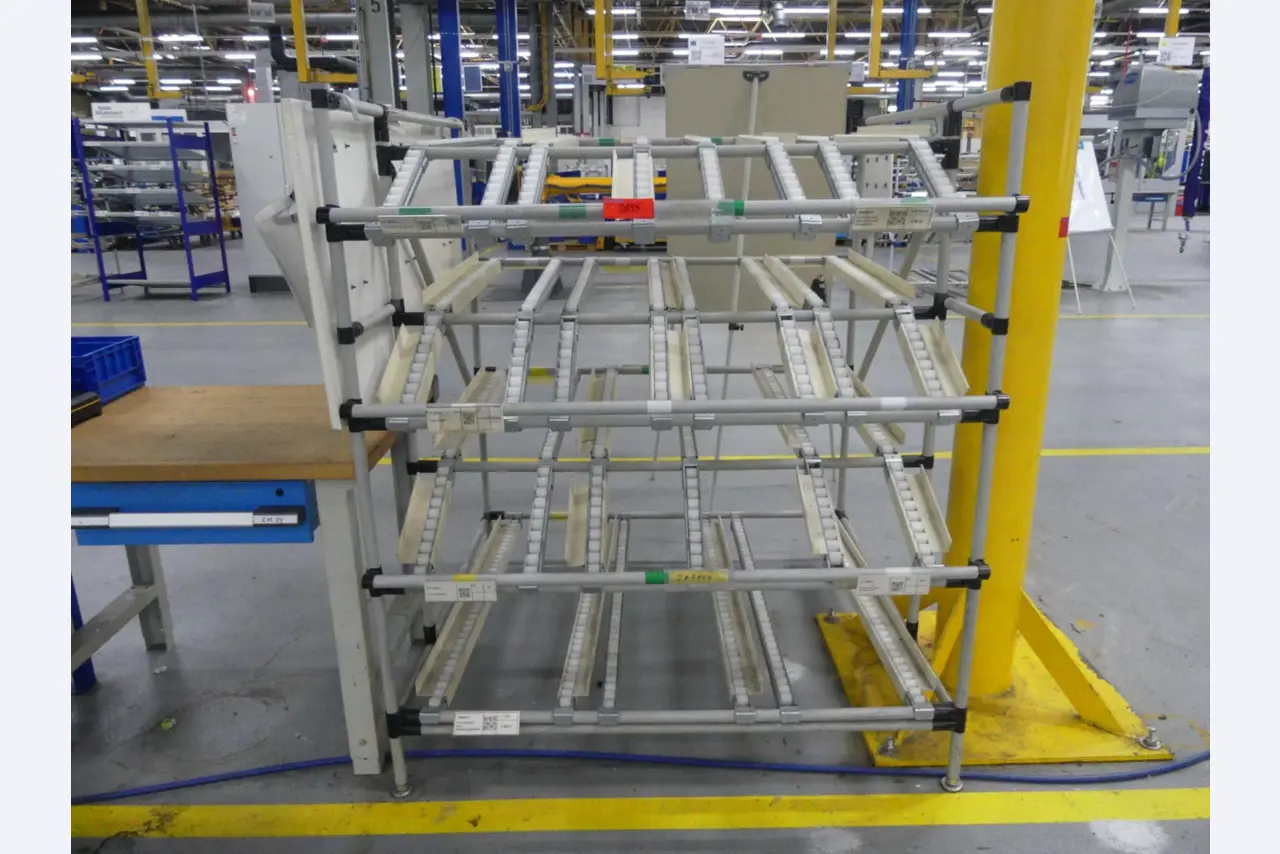 Centra obróbcze, maszyny do obróbki metalu i linie produkcyjne z branży motoryzacyjnej-1