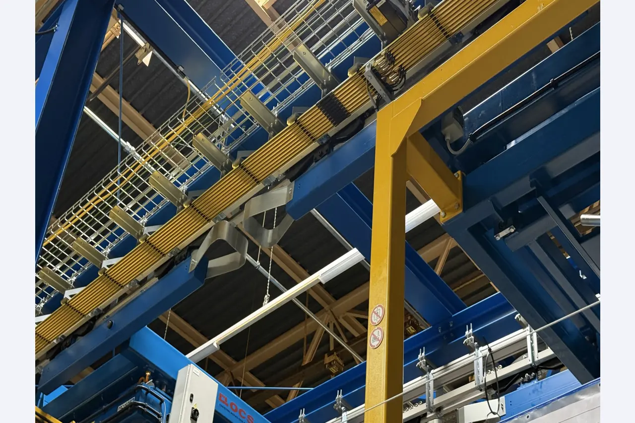 Centra obróbcze, maszyny do obróbki metalu i linie produkcyjne z branży motoryzacyjnej-8