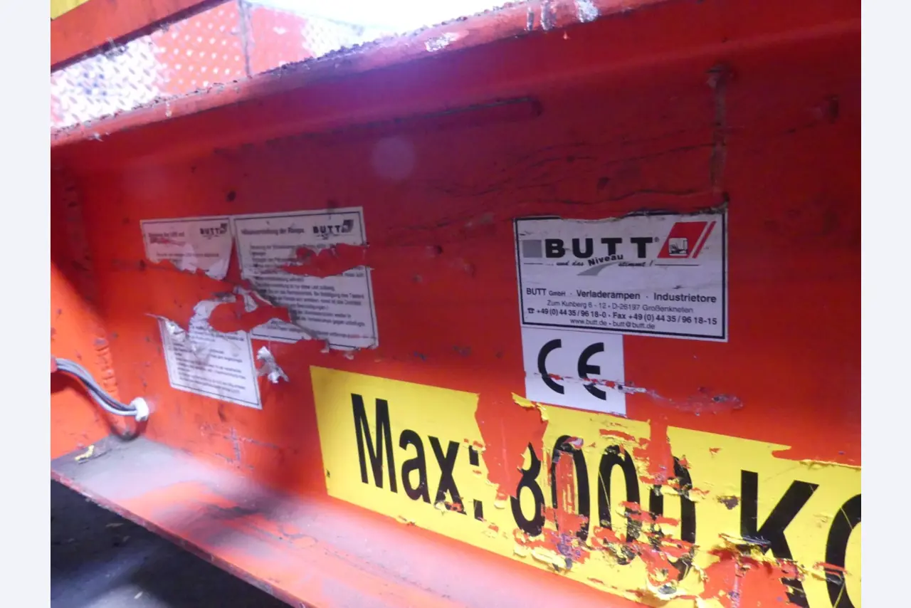 Centra obróbcze, maszyny do obróbki metalu i linie produkcyjne z branży motoryzacyjnej-2