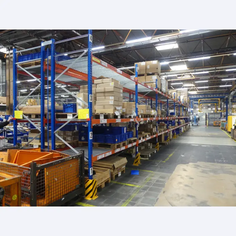 Centra obróbcze, maszyny do obróbki metalu i linie produkcyjne z branży motoryzacyjnej-1