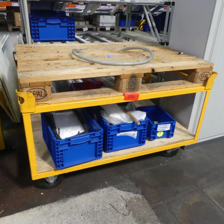Pallet dolly