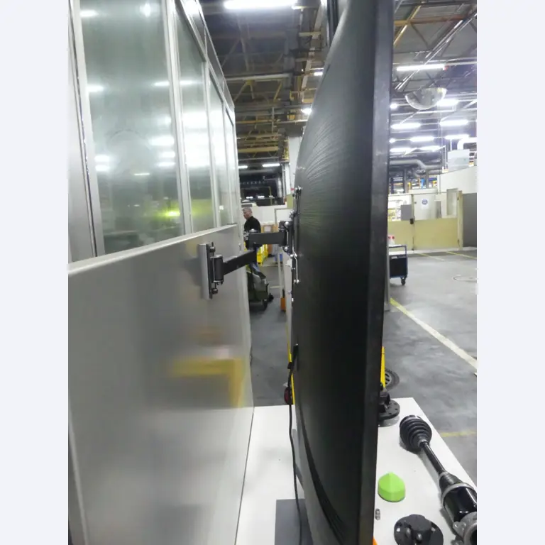 Centra obróbcze, maszyny do obróbki metalu i linie produkcyjne z branży motoryzacyjnej-3