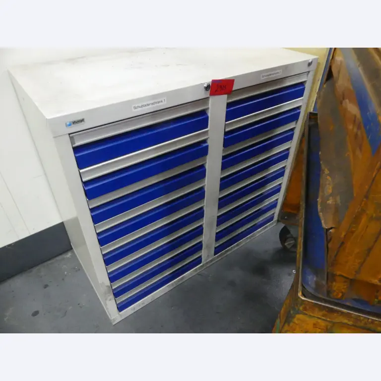 Bearbeitungszentren, metallbearbeitende Maschinen und Produktionslinen aus der Automobilindustrie-1