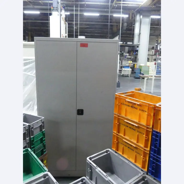 Bearbeitungszentren, metallbearbeitende Maschinen und Produktionslinen aus der Automobilindustrie-1