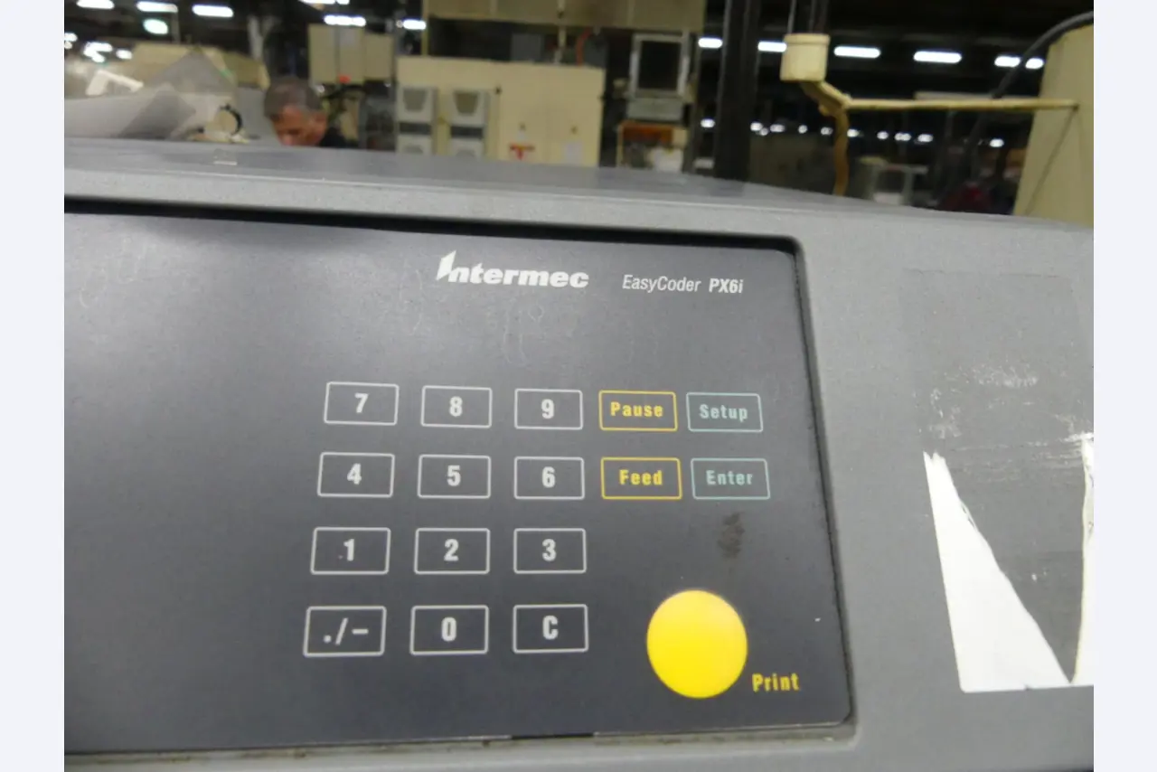Centra obróbcze, maszyny do obróbki metalu i linie produkcyjne z branży motoryzacyjnej-2