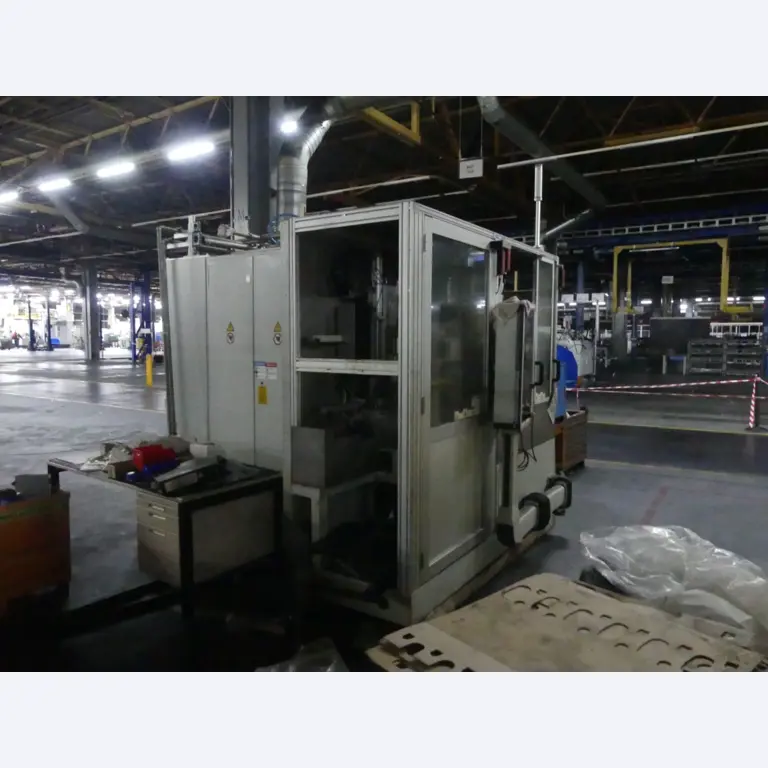 Centra obróbcze, maszyny do obróbki metalu i linie produkcyjne z branży motoryzacyjnej-1